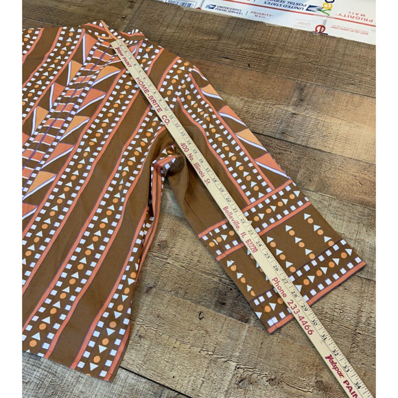 Bob Mackie Top Womens 1X Brown Orange Wearable Art Button-Up Padded Blouse - Picture 9 of 10